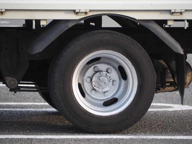 MITSUBISHI CANTER 2012 Image 31