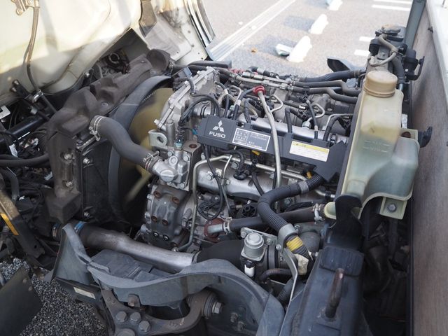 MITSUBISHI CANTER 2012 Image 31