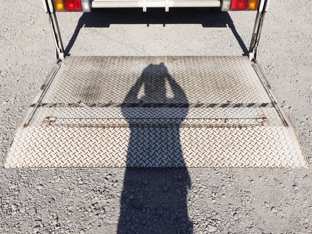 ISUZU ELF 2012 Image 31