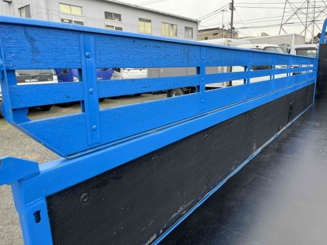 ISUZU ELF 2005 Image 31