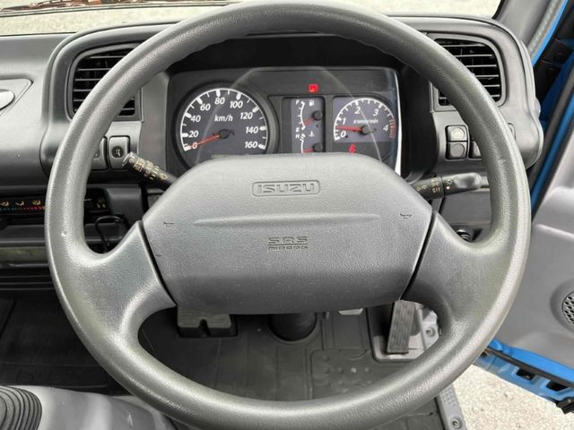 ISUZU ELF 2005 Image 31