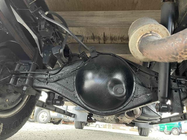 ISUZU ELF 2005 Image 31