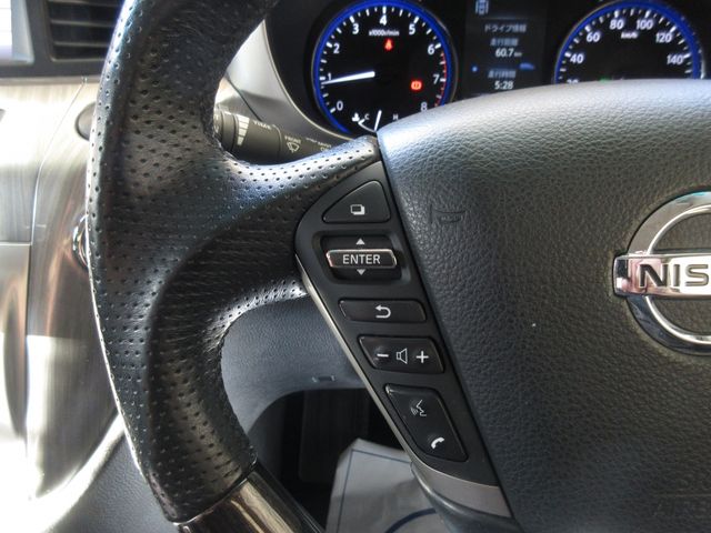 NISSAN ELGRAND 2019 Image 31