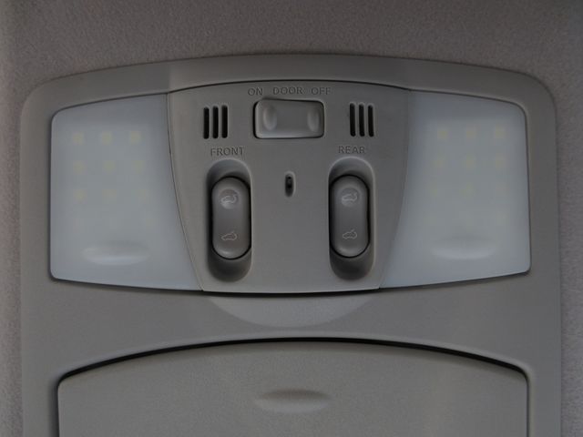 NISSAN ELGRAND 2019 Image 31