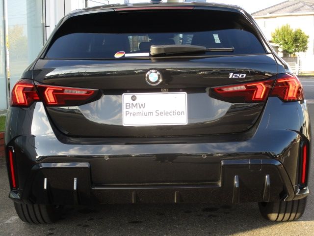 BMW 1SERIES 2025 Image 31