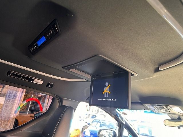 TOYOTA ALPHARD HYBRID 4WD 2022 Image 31