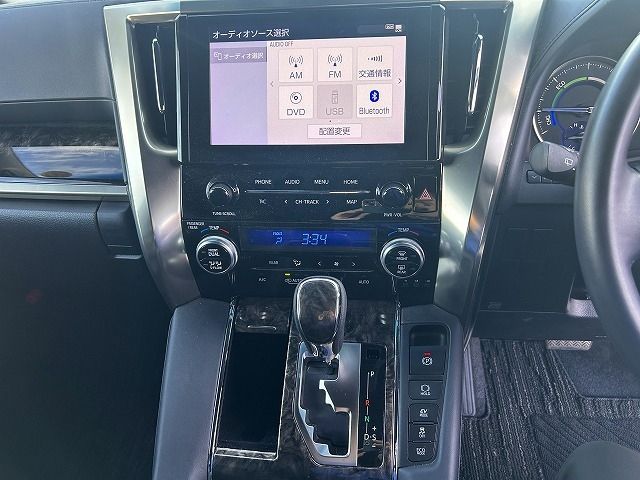 TOYOTA ALPHARD HYBRID 4WD 2022 Image 31