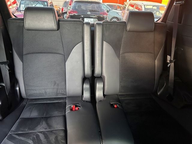 TOYOTA ALPHARD HYBRID 4WD 2022 Image 31