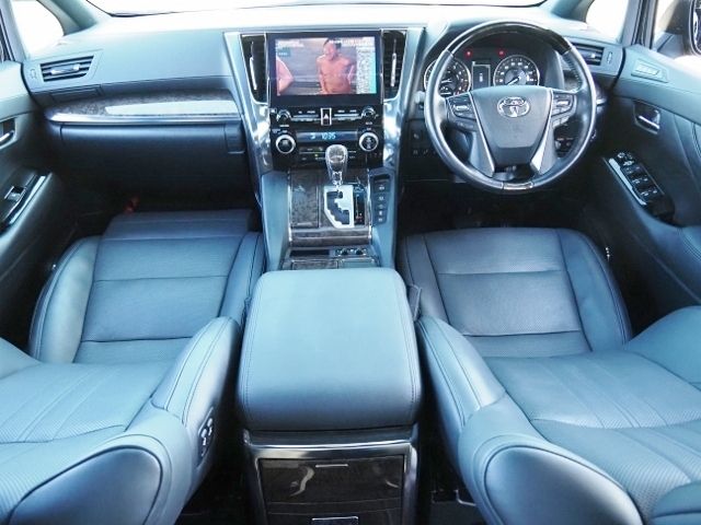 TOYOTA VELLFIRE 2020 Image 31