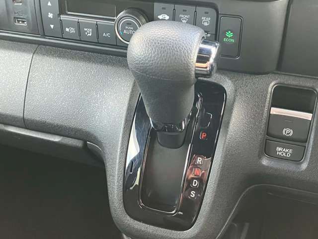 HONDA N BOX CUSTOM 2024 Image 31