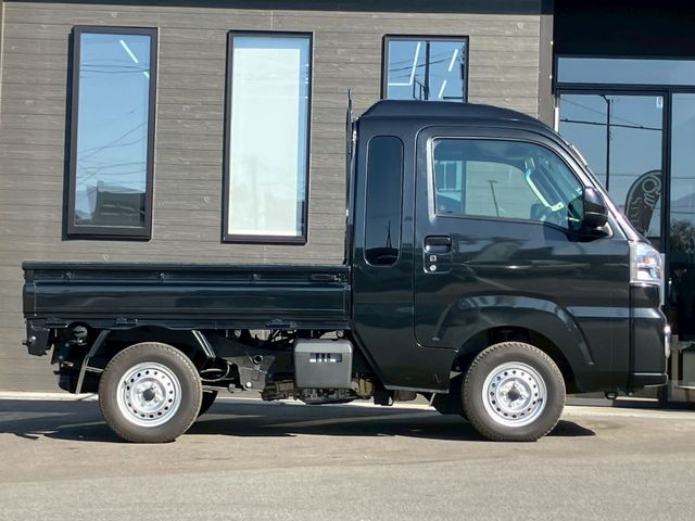 DAIHATSU HIJET TRUCK 4WD 2022 Image 31