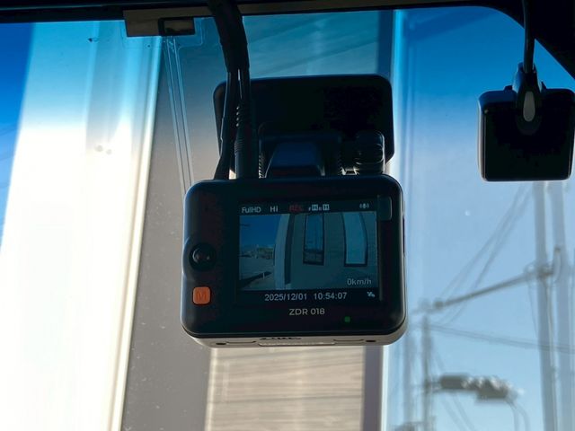 DAIHATSU HIJET TRUCK 4WD 2022 Image 31