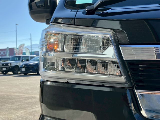 DAIHATSU HIJET TRUCK 4WD 2022 Image 31