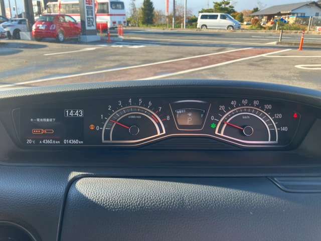 HONDA N BOX CUSTOM 2023 Image 31