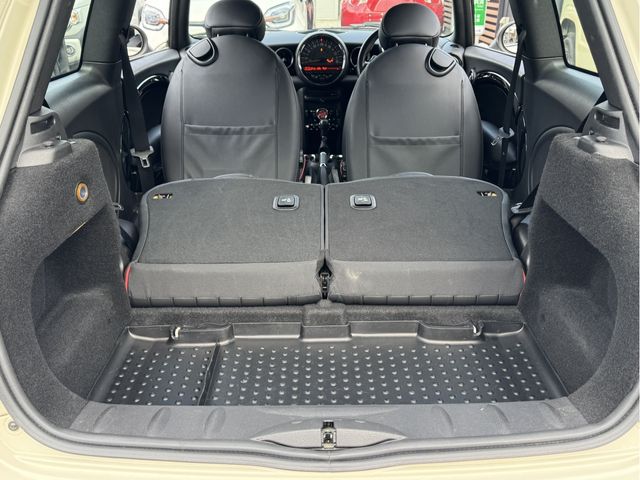 BMW MINI 2012 Image 31