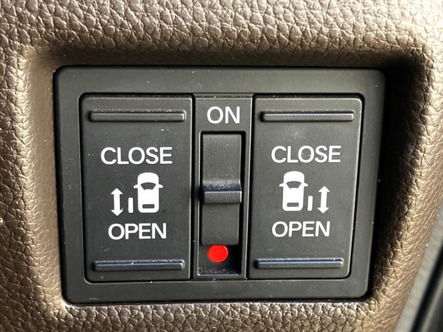 HONDA N BOX 2021 Image 31