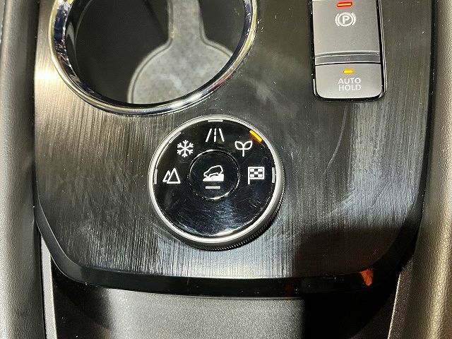 NISSAN X-TRAIL HYBRID 4WD 2022 Image 31