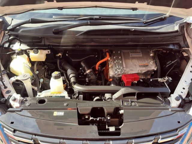 NISSAN SERENA  WG 2022 Image 31