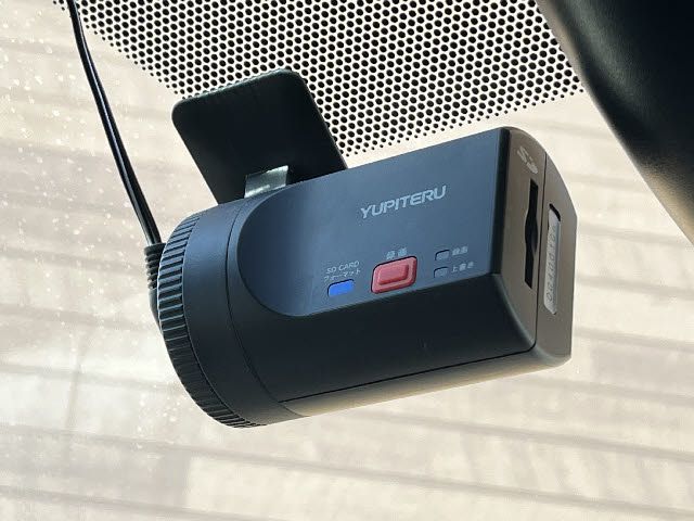 TOYOTA ESQUIRE 2017 Image 31