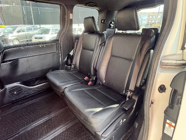 TOYOTA ESQUIRE 2017 Image 31