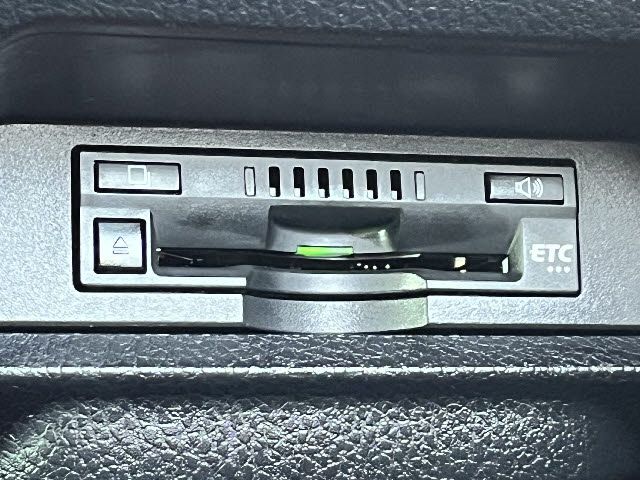 TOYOTA ESQUIRE 2017 Image 31