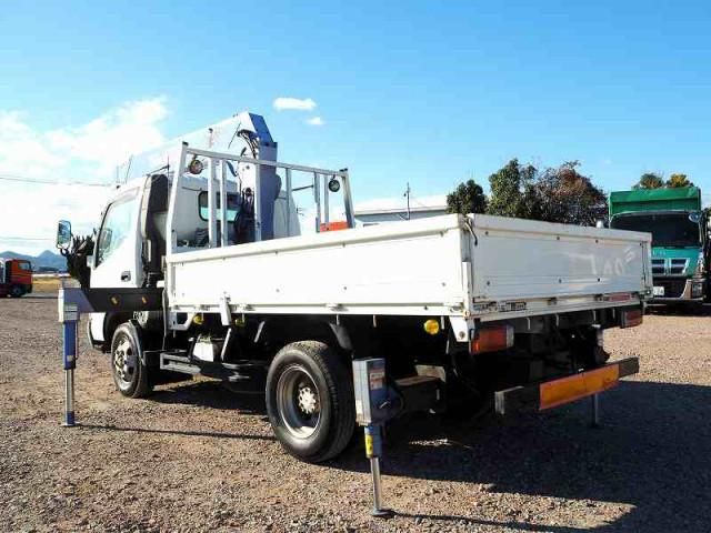 HINO DUTRO 2002 Image 31