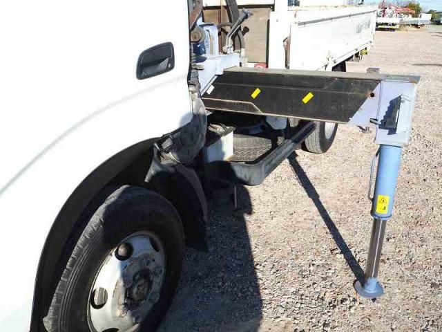 HINO DUTRO 2002 Image 31