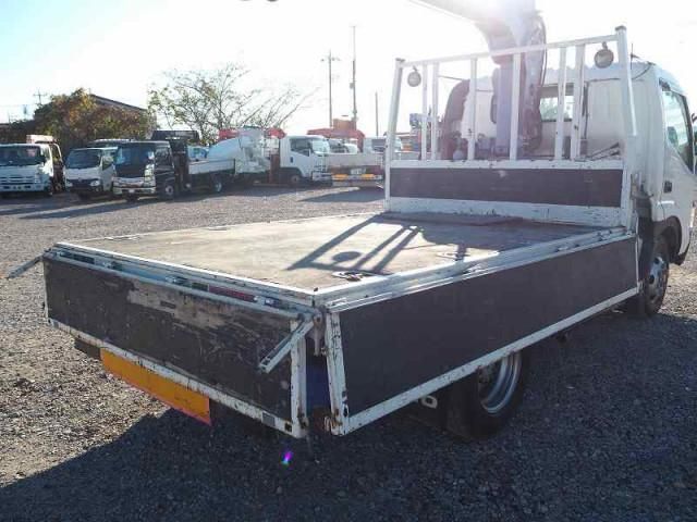 HINO DUTRO 2002 Image 31