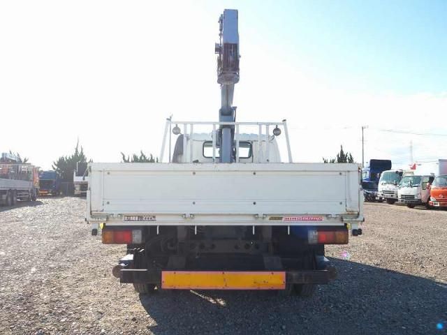 HINO DUTRO 2002 Image 31