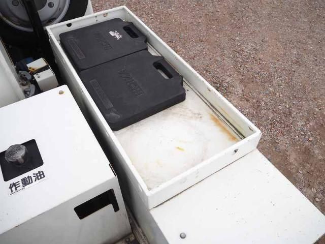 ISUZU ELF 2017 Image 31