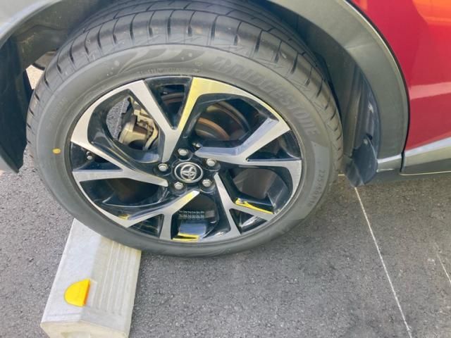 TOYOTA C-HR 2019 Image 31