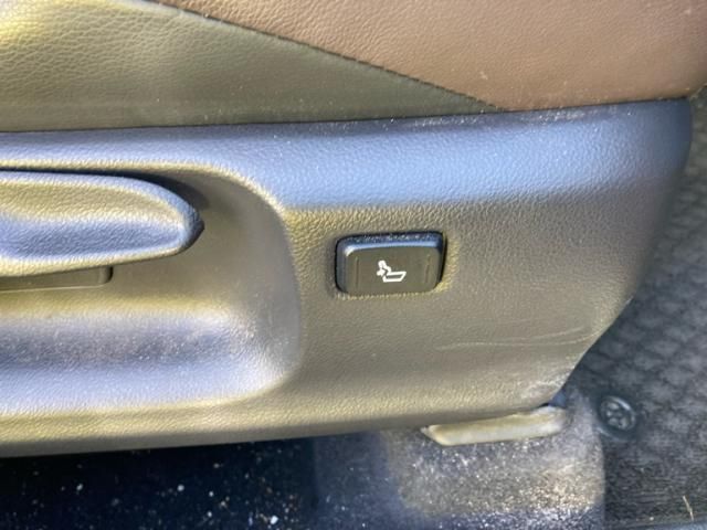 TOYOTA C-HR 2019 Image 31