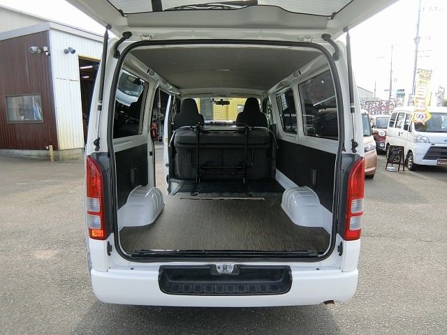 TOYOTA REGIUSACE VAN 2WD 2013 Image 31