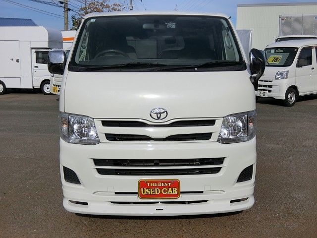 TOYOTA REGIUSACE VAN 2WD 2013 Image 31