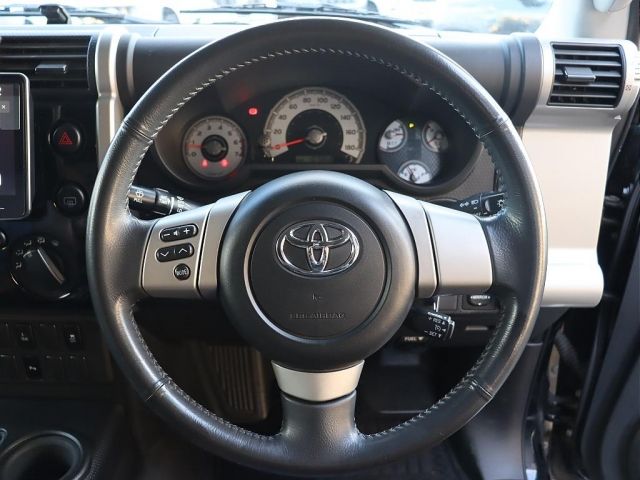 TOYOTA FJ CRUISER 4WD 2015 Image 31