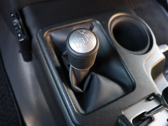 TOYOTA FJ CRUISER 4WD 2015 Image 31