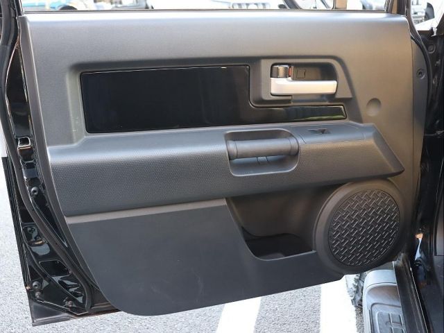 TOYOTA FJ CRUISER 4WD 2015 Image 31