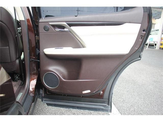 TOYOTA LEXUS RX450H 2WD 2015 Image 31