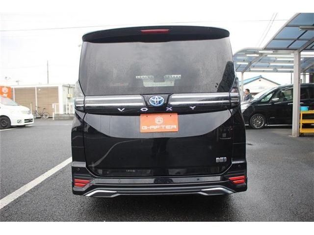 TOYOTA VOXY HYBRID 2022 Image 31