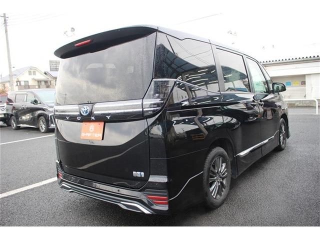 TOYOTA VOXY HYBRID 2022 Image 31