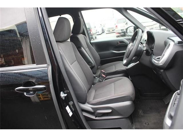 TOYOTA VOXY HYBRID 2022 Image 31