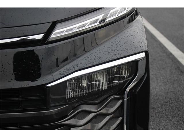 TOYOTA VOXY HYBRID 2022 Image 31