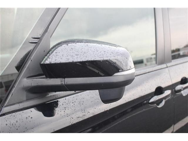 TOYOTA VOXY HYBRID 2022 Image 31