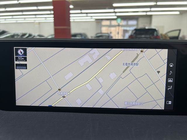 TOYOTA LEXUS UX250H 2019 Image 31