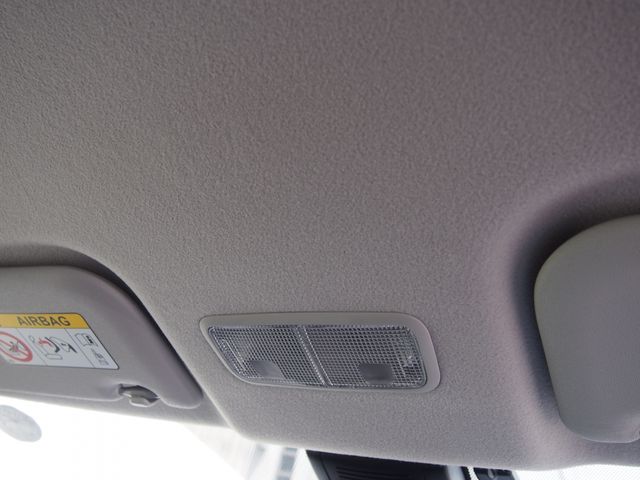 TOYOTA COROLLA AXIO 4WD 2023 Image 31