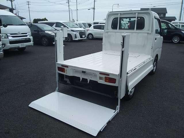 DAIHATSU HIJET TRUCK 4WD 2017 Image 31