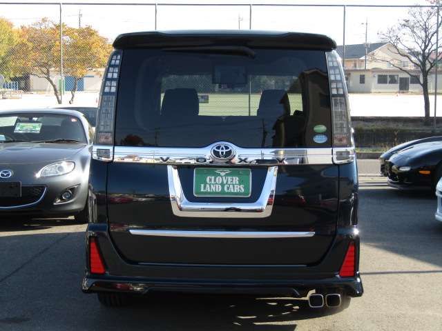 TOYOTA VOXY 2014 Image 31