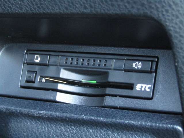 TOYOTA VOXY 2014 Image 31