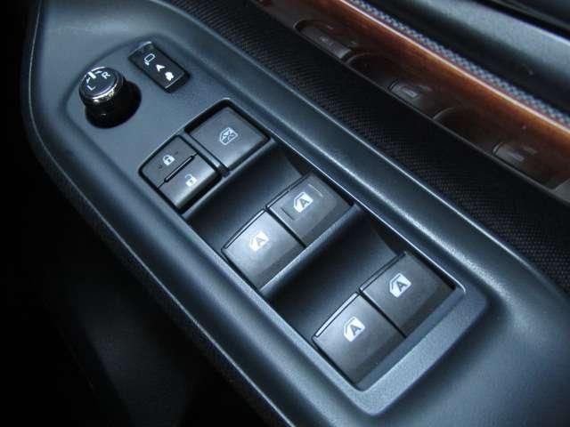 TOYOTA VOXY 2014 Image 31