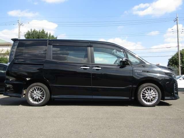 TOYOTA VOXY HYBRID 4WD 2016 Image 31